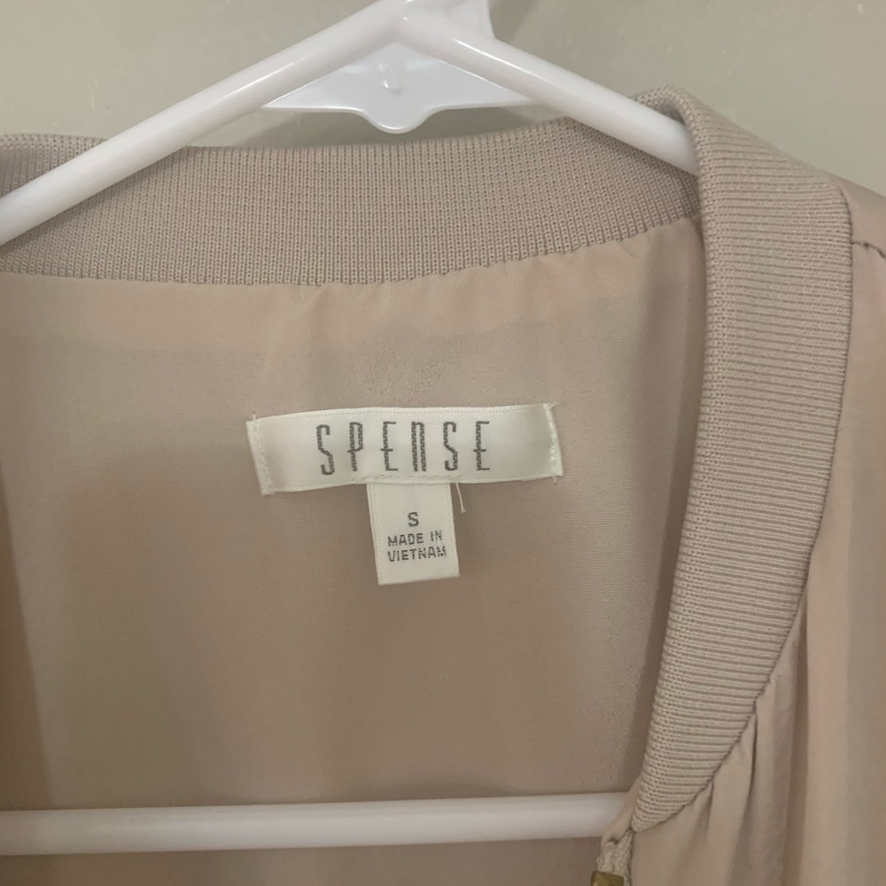 Jacket - Picture 3 of 4